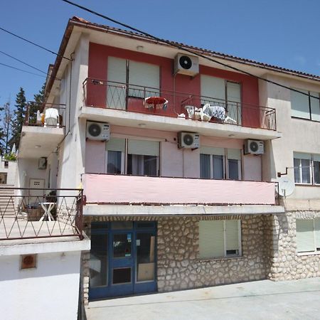 Apartments And Rooms With Parking Space Mali Lošinj Eksteriør bilde