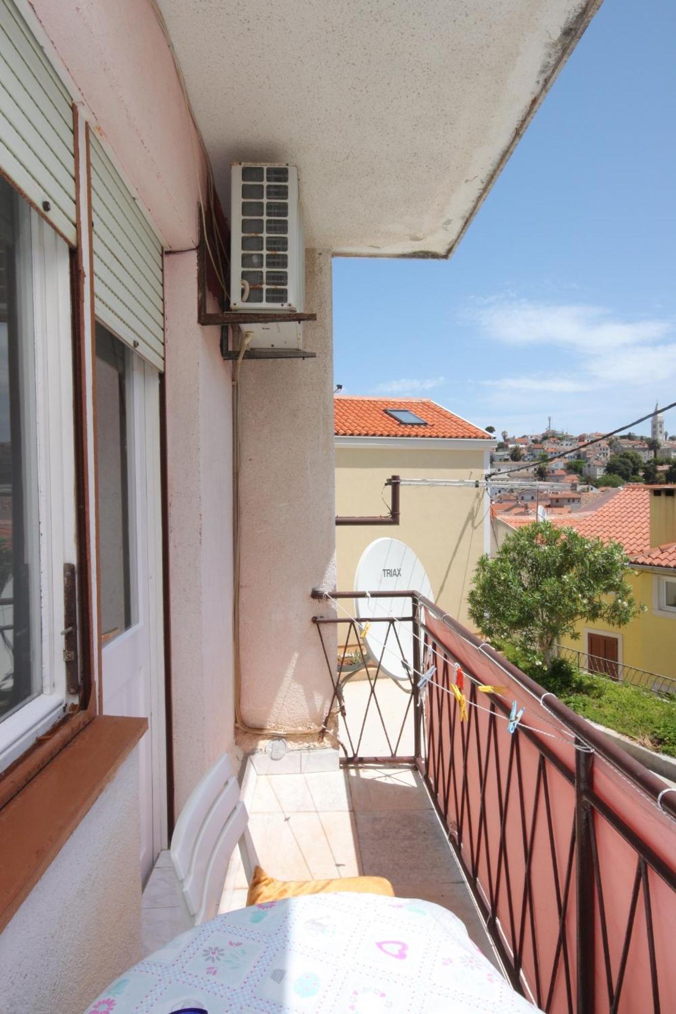Apartments And Rooms With Parking Space Mali Lošinj Eksteriør bilde