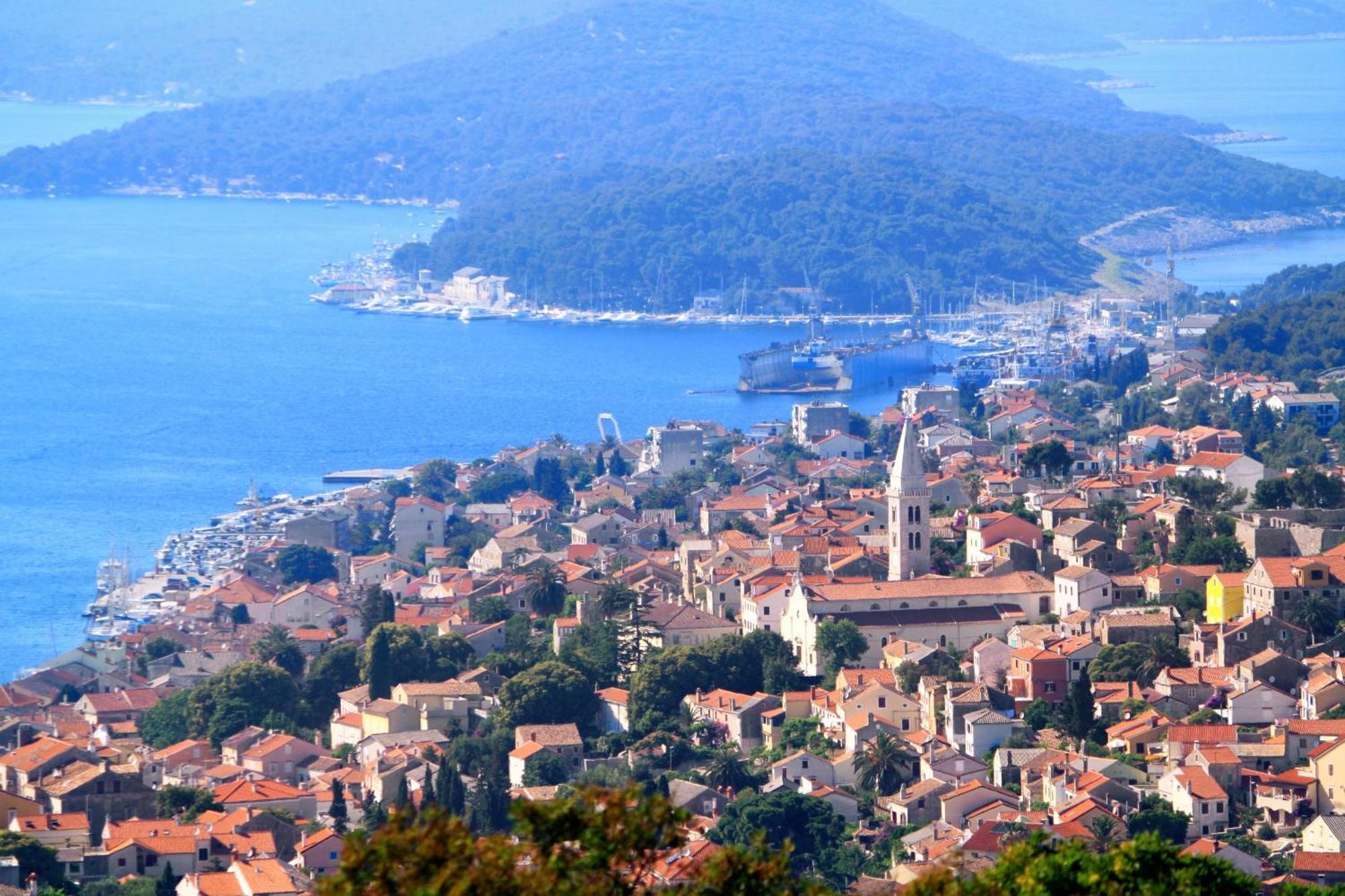 Apartments And Rooms With Parking Space Mali Lošinj Eksteriør bilde